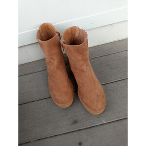 UNIVERSAL THREAD BOOTS SIZE6 Heels 2 "